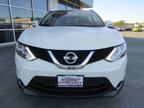 2017 Nissan Rogue Sport FWD SV - - by dealer for sale in Council Bluffs, NE – photo 2