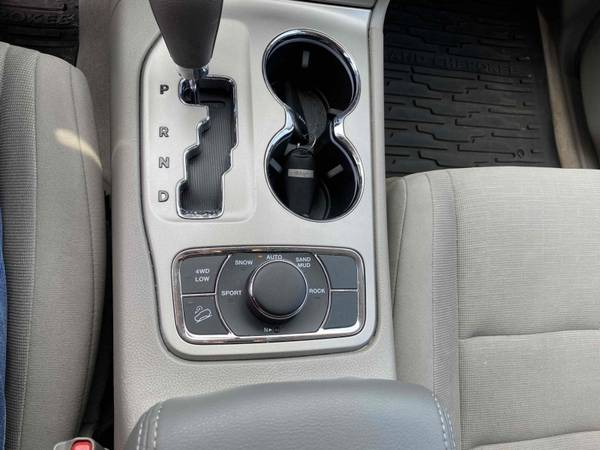 2013 Jeep Grand Cherokee - cars & trucks - by dealer - vehicle... for sale in Brighton, WY – photo 20
