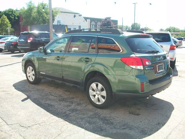 2011 Subaru Outback 2.5 - All Credit Accepted!!!!! - cars & trucks -... for sale in Buffalo, NY – photo 4