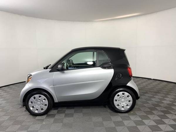 2016 smart Fortwo Prime - EASY FINANCING! - cars & trucks - by... for sale in Portland, OR – photo 4