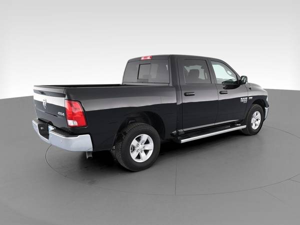 2020 Ram 1500 Classic Crew Cab SLT Pickup 4D 5 1/2 ft pickup Black -... for sale in Louisville, KY – photo 11