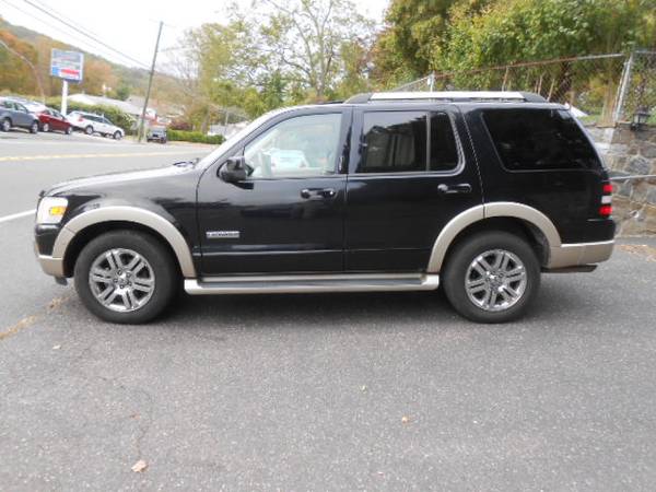 2006 Ford Explorer Eddie Bauer Navigation DVD Leather 3rd Row - cars... for sale in Seymour, NY – photo 2