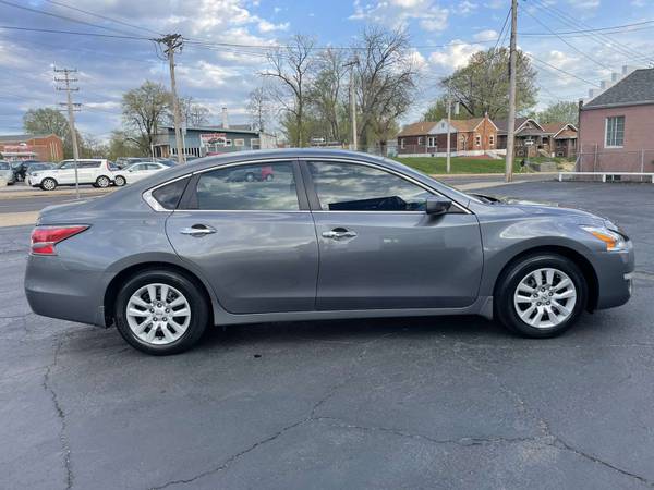 2015 Nissan Altima 2 5S 4dr Sedan 1-OWNER 40K Miles VERY CLEAN for sale in Saint Louis, MO – photo 5