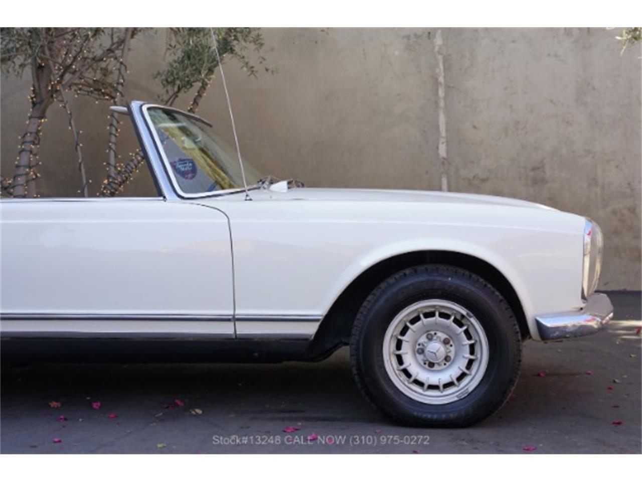 1967 Mercedes-Benz 250SL for sale in Beverly Hills, CA – photo 16