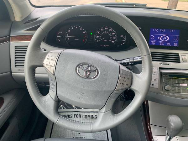 2008 Toyota Avalon XLS 85K HEATED LEATHER SUNROOF DRIVES MINT for sale in Baldwin, NY – photo 13
