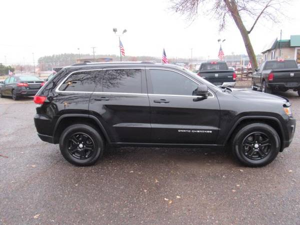2014 Jeep Grand Cherokee 4WD 4dr Laredo - cars & trucks - by dealer... for sale in VADNAIS HEIGHTS, MN – photo 5