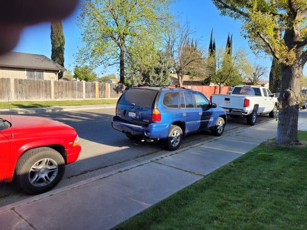 06 GMC Envoy blue for sale in Turlock, CA – photo 2