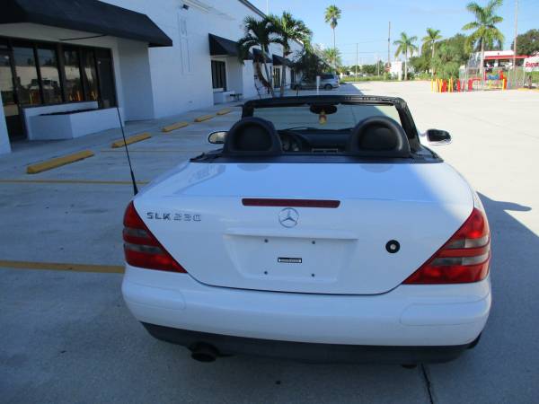 ~1999 Mercedes SLK230~ Convertible - cars & trucks - by owner -... for sale in West Palm Beach, FL – photo 6