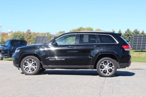 2018 JEEP GRAND CHEROKEE LIMITED CERTIFIED PRE-OWNED! - cars & for sale in Middlebury, VT – photo 8