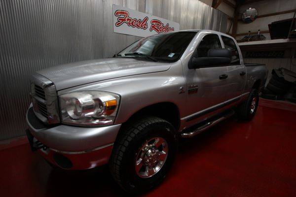 2007 Dodge Ram 2500 4WD Crew Cab 149 ST - GET APPROVED!! for sale in Evans, CO – photo 2