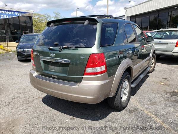 2004 Kia Sorento Green - - by dealer - vehicle for sale in Woodbridge, District Of Columbia – photo 3