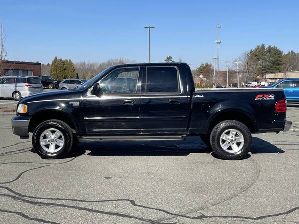 2003 Ford F-150 Crew Cab Lariat 4x4 5 4L V8 Triton Gas LOADED - cars for sale in Other, RI – photo 2