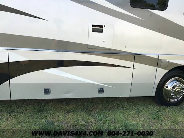 2004 Freightliner Chassis Cross Country SE Pusher Motorhome With for sale in Richmond , VA – photo 13