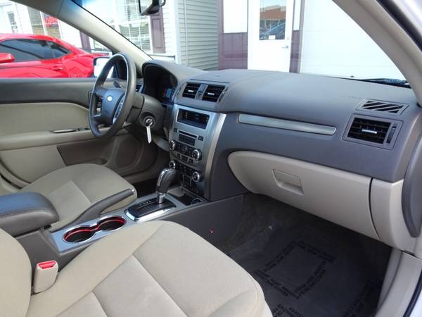 2011 Ford Fusion Hybrid FWD - cars & trucks - by dealer - vehicle... for sale in Waterloo, WI – photo 15