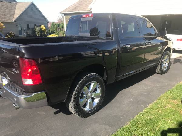 2016 RAM 1500 4x4 Crew Cab SLT - cars & trucks - by owner - vehicle... for sale in Leola, PA – photo 12