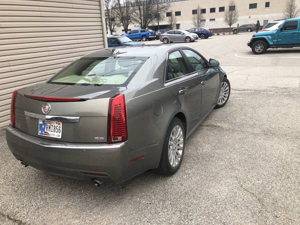 2010 Cadillac CTS for sale in New Albany, KY – photo 2