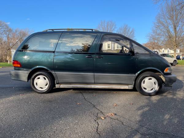 1995 Toyota Previa LE - cars & trucks - by owner - vehicle... for sale in Matawan, NJ – photo 2