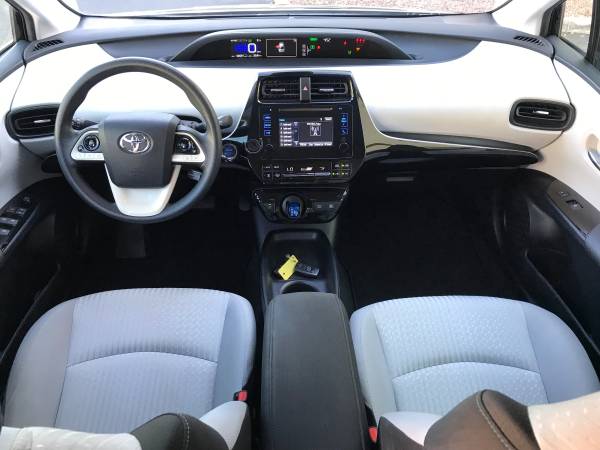 2017 Toyota Prius -CLEAN TITLE for sale in Peoria, AZ – photo 9