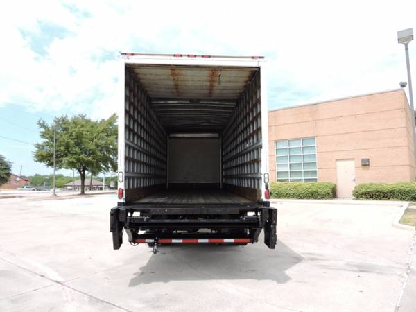 2011 FREIGHTLINER M2 26 FOOT BOX TRUCK with for sale in Grand Prairie, TX – photo 22