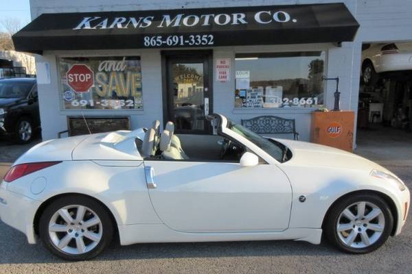 2004 Nissan 350Z Enthusiast Roadster - cars & trucks - by dealer -... for sale in Knoxville, TN – photo 2