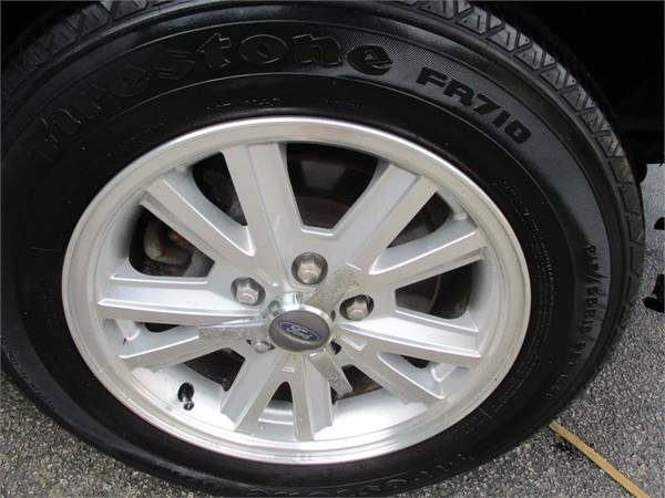 2007 FORD MUSTANG Deluxe, ALLOY WHEELS!!! - cars & trucks - by... for sale in Cary, NC – photo 18