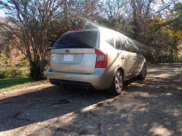 2007 Kia Rondo $3500 obo. - cars & trucks - by owner - vehicle... for sale in Chattanooga, TN – photo 2