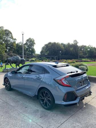 2017 Honda Civic Hatchback Sport 33K miles Gray. Perfect Condition for sale in Chicago, IL – photo 2