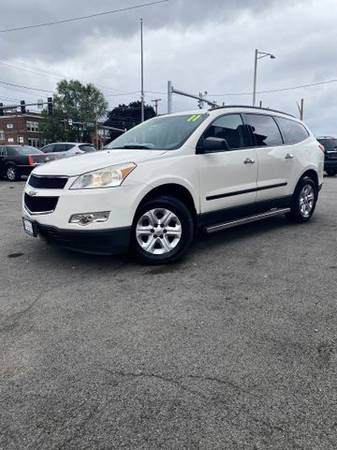 2011 Chevrolet Traverse - Financing Available! - cars & trucks - by... for sale in Rochester , NY – photo 5