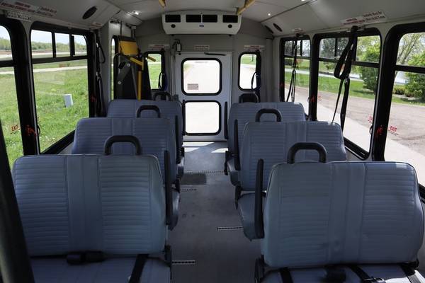 2015 Ford E-450 15 Passenger Paratransit Shuttle Bus for sale in Crystal Lake, IL – photo 13