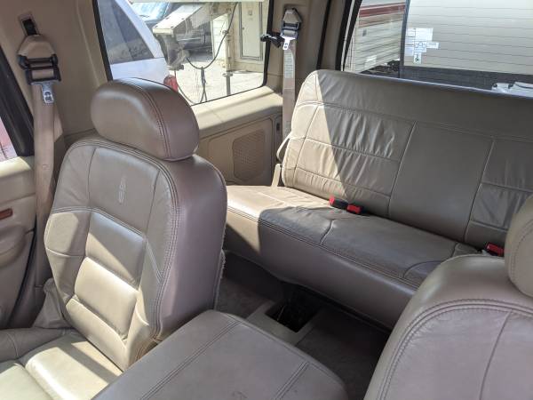 2001 LINCOLN NAVIGATOR - cars & trucks - by dealer - vehicle... for sale in Albuquerque, NM – photo 5