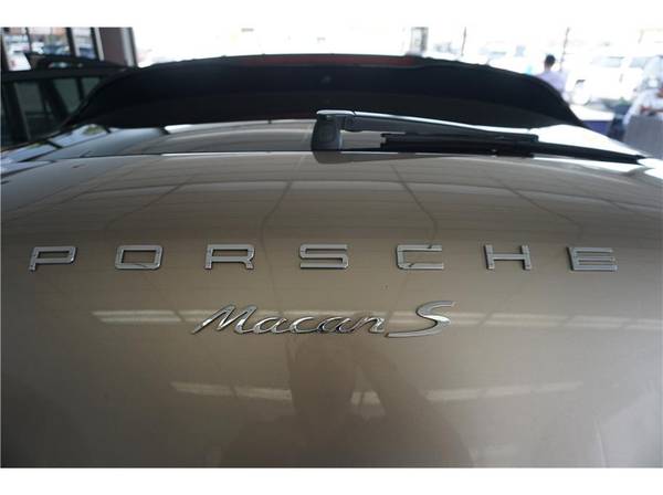 2016 Porsche Macan S Sport Utility 4D WE CAN BEAT ANY RATE IN TOWN! for sale in Sacramento, NV – photo 19