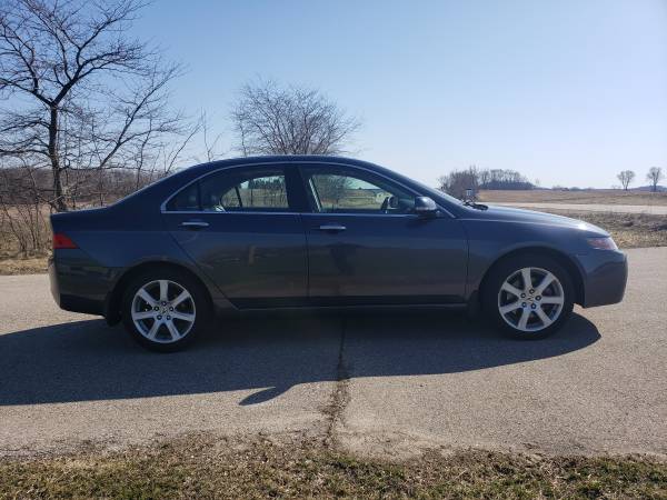 2004 Acura TSX Sedan HEATED LEATHER SEATS ! - cars & for sale in Deerfield, WI – photo 4