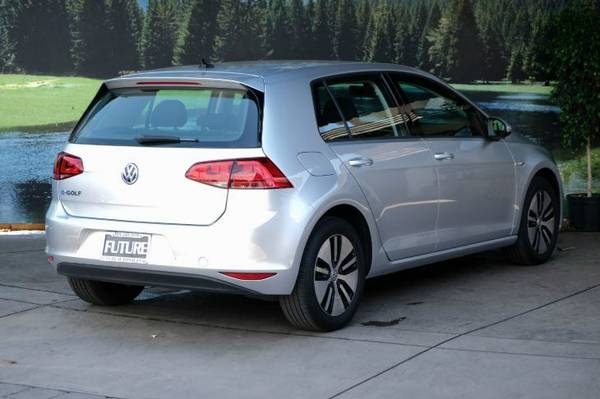 2016 VW Volkswagen eGolf SE sedan Reflex Silver Metallic - cars & for sale in Glendale, CA – photo 6