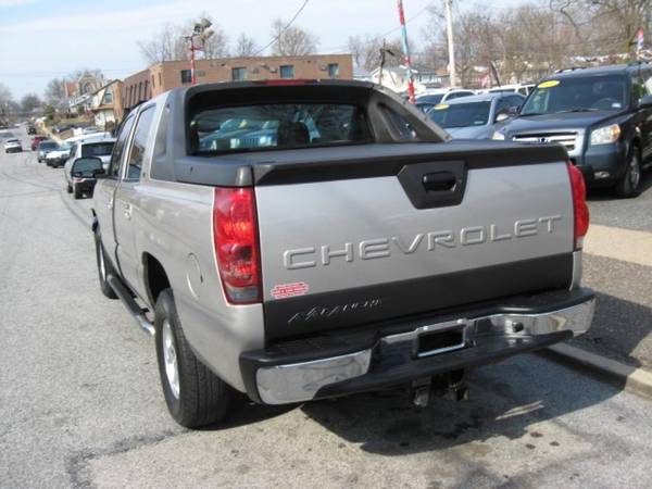 2005 Chevrolet Avalanche 1500 LT - Low Rates Available! - cars & for sale in Prospect Park, DE – photo 6