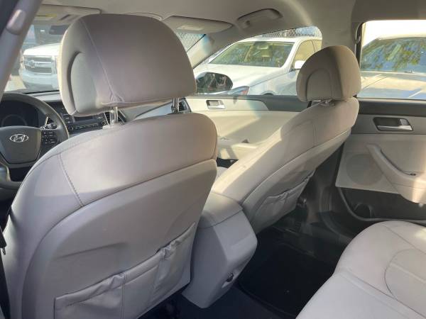 2015 hyundai sonata sedan SE clean title warranty for sale in Hollywood, FL – photo 6