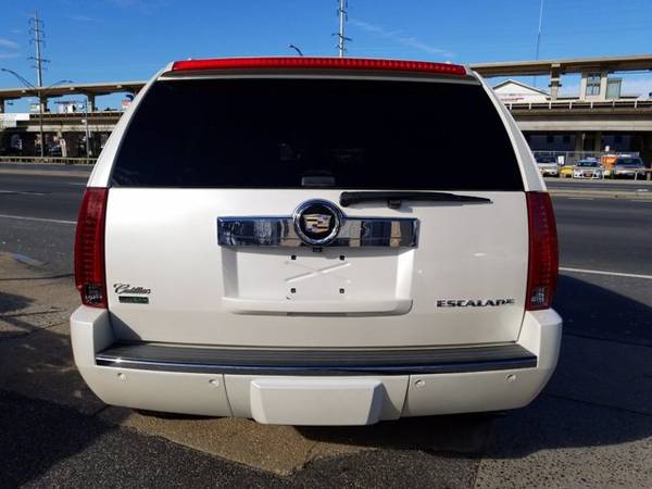 2012 Cadillac Escalade Luxury SUV - cars & trucks - by dealer -... for sale in Merrick, NY – photo 4