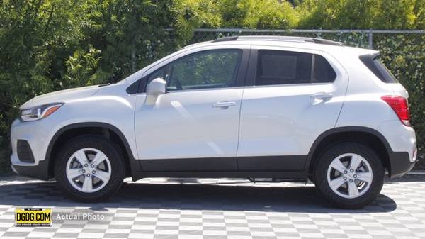 2019 Chevy Chevrolet Trax LT hatchback Silver Ice Metallic - cars & for sale in San Jose, CA – photo 21