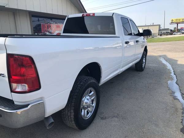 2017 RAM 2500 Tradesman Crew Cab LWB pickup White for sale in Bethel Heights, AR – photo 3