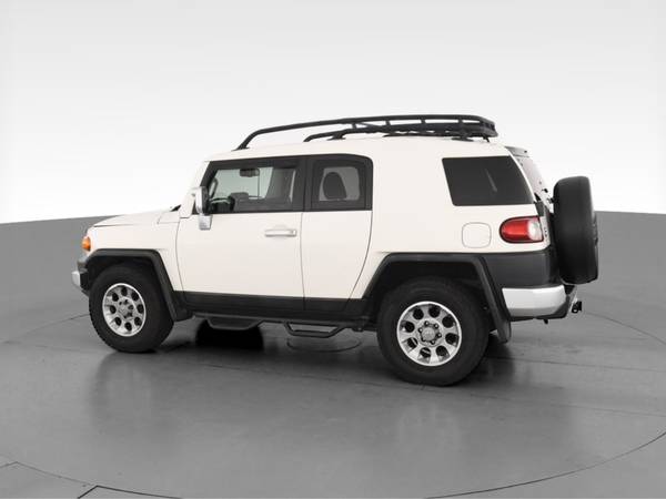 2012 Toyota FJ Cruiser Sport Utility 2D suv White - FINANCE ONLINE -... for sale in Knoxville, TN – photo 6
