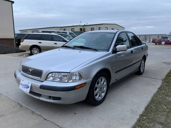 2001 VOLVO S40 1.9T - cars & trucks - by dealer - vehicle automotive... for sale in Frederick, CO – photo 7