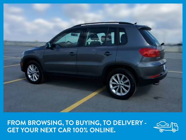 2017 VW Volkswagen Tiguan Limited 2 0T Sport Utility 4D suv Gray for sale in Pittsburgh, PA – photo 5