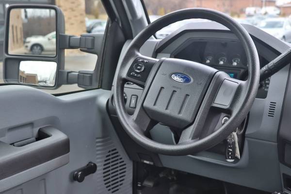 2011 Ford Super Duty F-250 SRW 4WD Crew Cab 156 XL - cars & for sale in Oak Forest, IL – photo 24