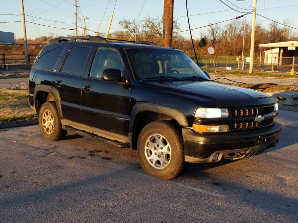 2002 Chevy Tahoe 4x4 z71 - cars & trucks - by dealer - vehicle... for sale in Saint Louis, MO – photo 5
