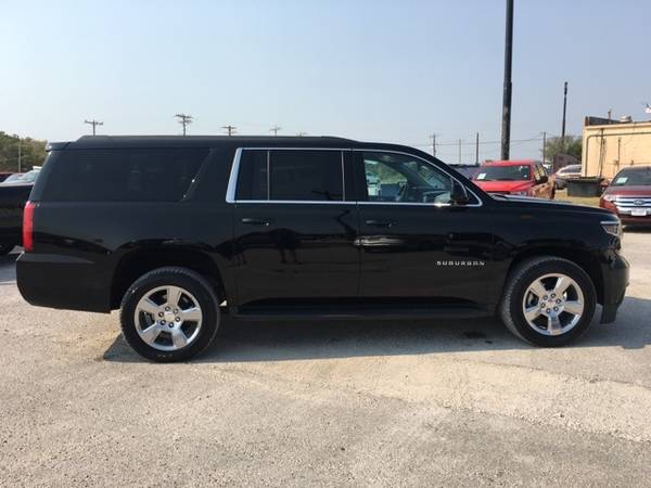 2018 Chevrolet Suburban LS - Hot Deal! - cars & trucks - by dealer -... for sale in Whitesboro, TX – photo 9
