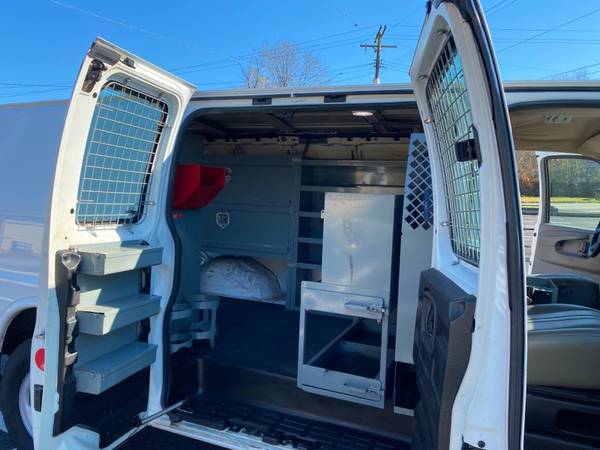 2009 GMC Savana G3500 Cargo - cars & trucks - by dealer - vehicle... for sale in Millersville, District Of Columbia – photo 13