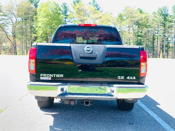 2008 Nissan Frontier Crew Cab 128k 4X4 for sale in Tyngsboro, MA – photo 5