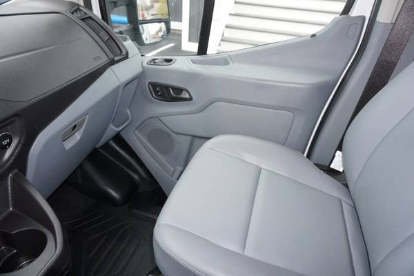 2019 Ford Transit Cutaway 350 HD 2dr 138 for sale in Plaistow, MA – photo 18