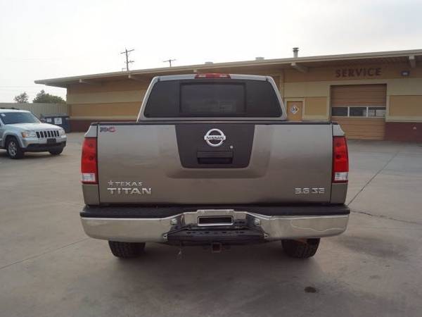 2006 Nissan Titan SE - cars & trucks - by dealer - vehicle... for sale in Wichita, KS – photo 9