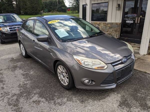 2012 Ford Focus SE Sedan - Down Payments As Low As $500 - cars &... for sale in Shelby, NC – photo 3