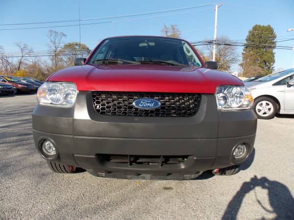 2005 Ford Escape XLT ( one owner, low mileage, extra clean) - cars &... for sale in Carlisle, PA – photo 2